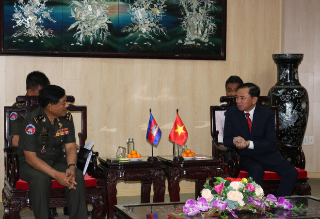 柬埔寨代表团赴越南薄辽省和西宁省开展2023癸卯年春节拜年活动 ảnh 1 柬埔寨代表团赴越南薄辽省和西宁省开展2023癸卯年春节拜年活动 ảnh 1