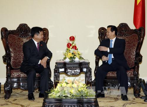 越南政府总理阮晋勇和副总理范平明会见中国云南省委书记李纪恒 ảnh 1 越南政府总理阮晋勇和副总理范平明会见中国云南省委书记李纪恒 ảnh 1
