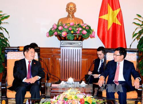 越南政府总理阮晋勇和副总理范平明会见中国云南省委书记李纪恒 ảnh 2 越南政府总理阮晋勇和副总理范平明会见中国云南省委书记李纪恒 ảnh 2