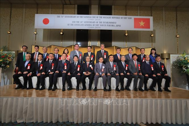 越南驻外国外交机构举行九·二国庆节纪念活动 ảnh 1 越南驻外国外交机构举行九·二国庆节纪念活动 ảnh 1