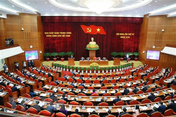 越共十三届中央委员会第四次会议公报(第一号) ảnh 1 越共十三届中央委员会第四次会议公报(第一号) ảnh 1