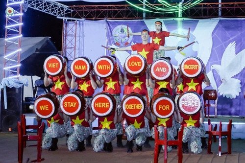 越南野战医院给联合国军事顾问团团长留下美好印象 ảnh 4 越南野战医院给联合国军事顾问团团长留下美好印象 ảnh 4