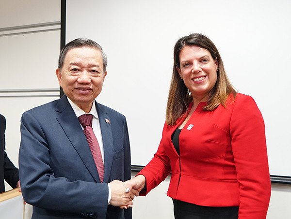 越南公安部长苏林访问英国 ảnh 1 越南公安部长苏林访问英国 ảnh 1