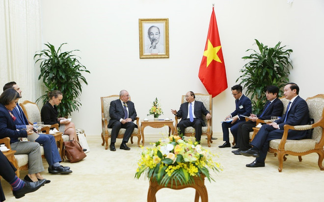 越南政府总理阮春福会见比利时驻越大使保罗•詹森 ảnh 1 越南政府总理阮春福会见比利时驻越大使保罗•詹森 ảnh 1