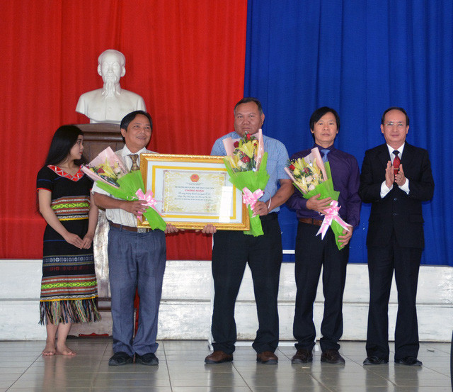 富安省埃地族成人礼成为国家级非物质文化遗产 ảnh 1