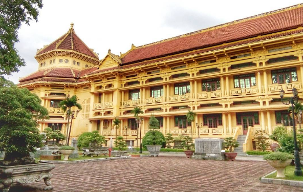 独特的“河内市中心法式建筑”步行旅游路线 ảnh 2 独特的“河内市中心法式建筑”步行旅游路线 ảnh 2