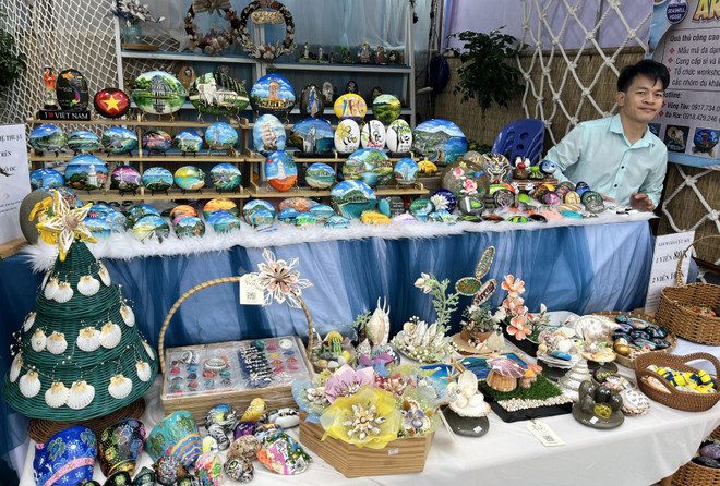 巴地头顿省以各特色文化和旅游盛会吸引游客 ảnh 1 巴地头顿省以各特色文化和旅游盛会吸引游客 ảnh 1