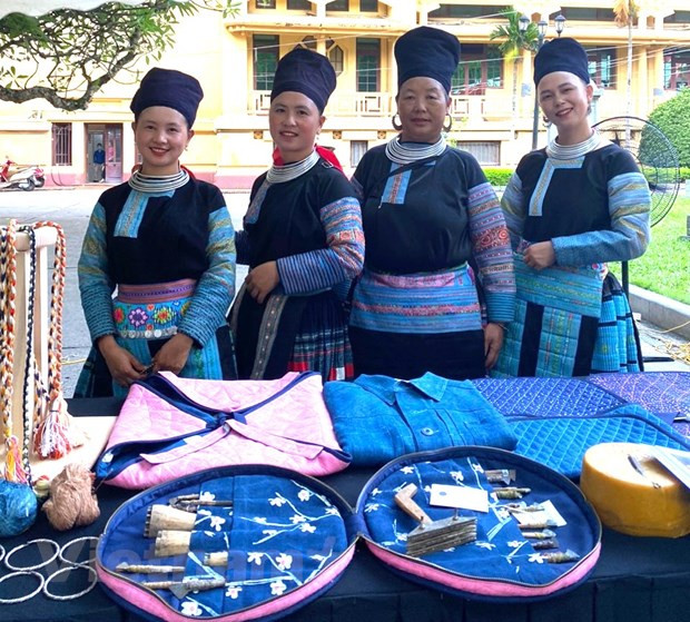 越南与英国加强文化艺术领域对话 ảnh 3