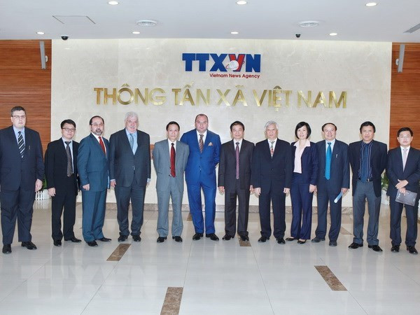 塔斯社驻越南记者杰尼索维奇：在越南工作的幸福感 ảnh 3