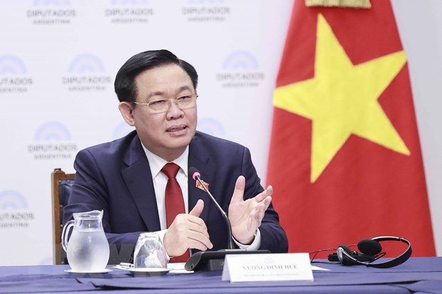 国会主席王廷惠与旅阿根廷越侨会面 ảnh 1 国会主席王廷惠与旅阿根廷越侨会面 ảnh 1