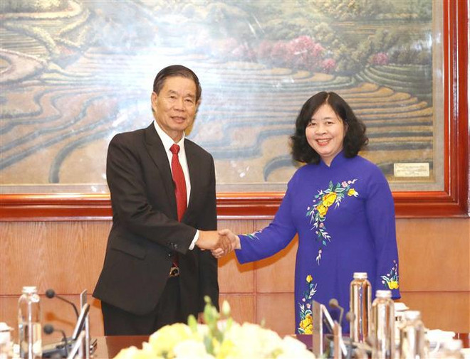 越南与老挝加强民运工作经验交流 ảnh 1 越南与老挝加强民运工作经验交流 ảnh 1