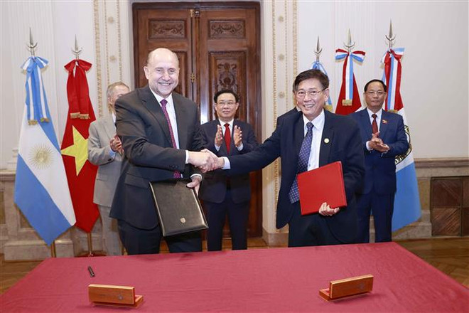 越南国会主席王廷惠:促进越南与阿根廷各地方间的合作关系 ảnh 2 越南国会主席王廷惠:促进越南与阿根廷各地方间的合作关系 ảnh 2