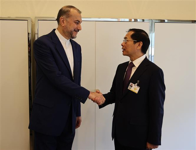 越南外交部长裴青山在日内瓦会见联合国和各国领导 ảnh 2 越南外交部长裴青山在日内瓦会见联合国和各国领导 ảnh 2