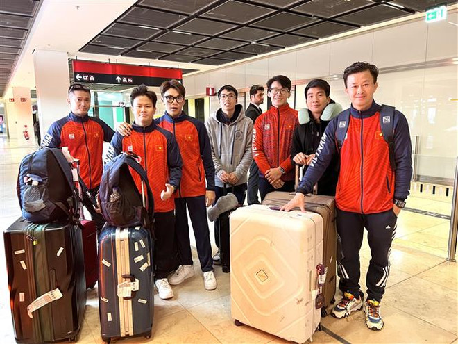 越南体操队满怀信心进入2024年巴黎奥运会预选赛 ảnh 1