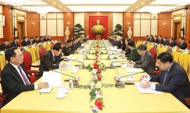 越老两党高层会晤在河内举行 不断培育和加强越老特殊团结关系 ảnh 2 越老两党高层会晤在河内举行 不断培育和加强越老特殊团结关系 ảnh 2