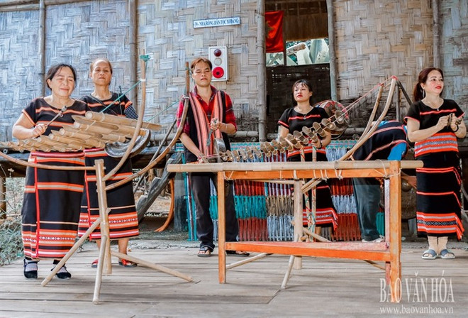 色当族的竹制乐器 ảnh 1 色当族的竹制乐器 ảnh 1