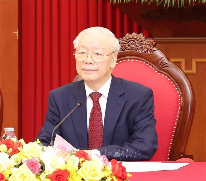 越共中央总书记阮富仲与俄罗斯联邦总统普京通电话 ảnh 1 越共中央总书记阮富仲与俄罗斯联邦总统普京通电话 ảnh 1