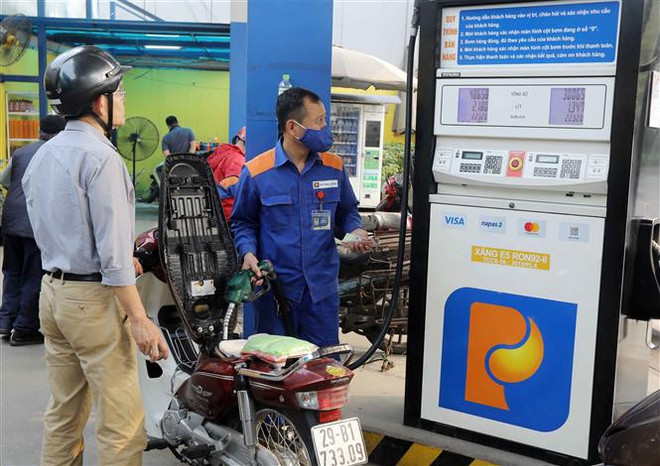 越南汽油价格上调 ảnh 1