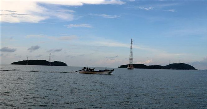 越共中央政治局颁布“有关到2030年和远期展望至2045年国家能源发展战略”决议 ảnh 2 越共中央政治局颁布“有关到2030年和远期展望至2045年国家能源发展战略”决议 ảnh 2