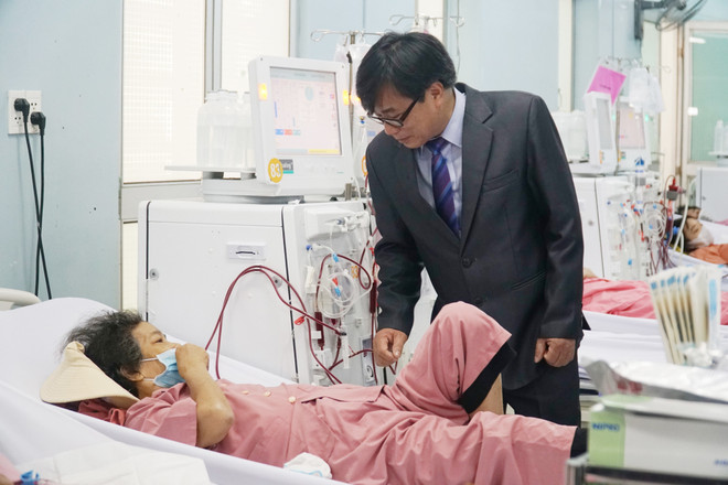 胡志明市大水镬医院人造肾脏科获得ISO 9001：2015标准认证证书 ảnh 2