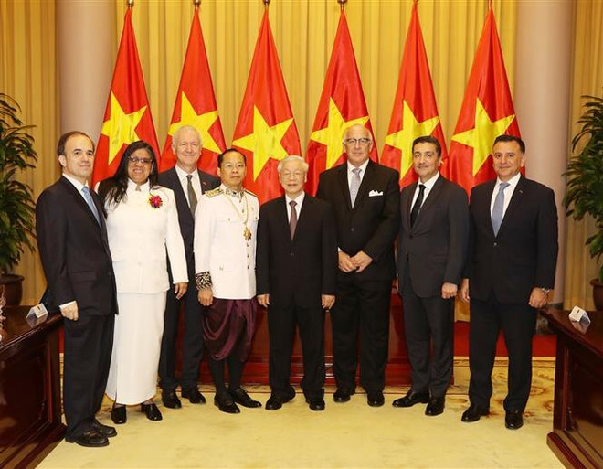 越共中央总书记、国家主席阮富仲会见外国新任驻越大使 ảnh 1 越共中央总书记、国家主席阮富仲会见外国新任驻越大使 ảnh 1