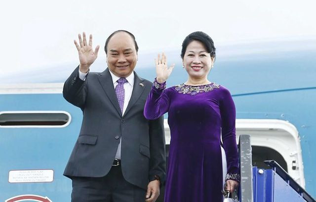 越南政府总理阮春福启程出席G20峰会和访问日本 ảnh 1 越南政府总理阮春福启程出席G20峰会和访问日本 ảnh 1