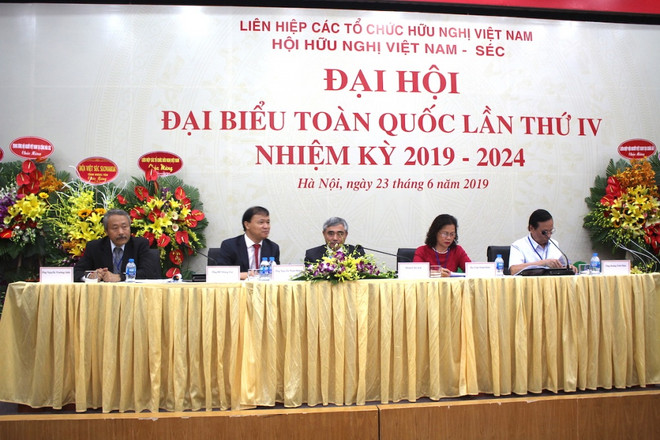 杜胜海当选为越捷友好协会主席 ảnh 2 杜胜海当选为越捷友好协会主席 ảnh 2