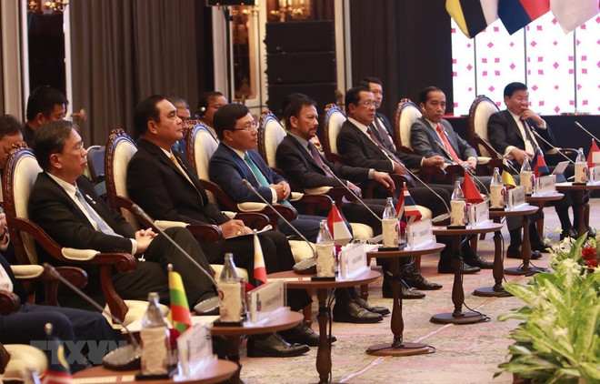 东盟高层领导会见ASEAN-AIPA、ASEAN Youth 和 ASEAN-BAC代表 ảnh 1 东盟高层领导会见ASEAN-AIPA、ASEAN Youth 和 ASEAN-BAC代表 ảnh 1