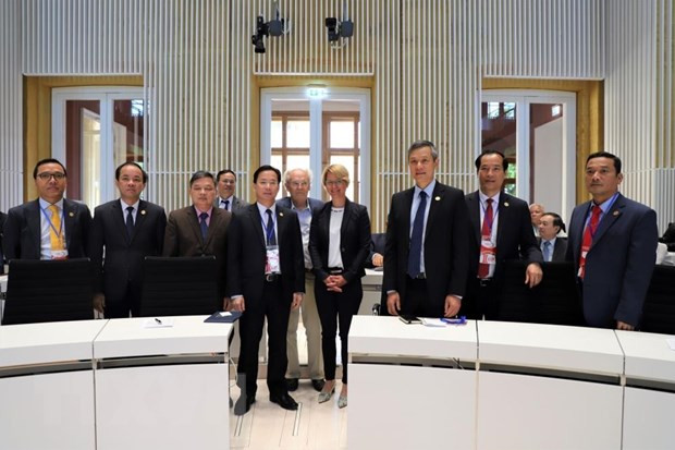 越南各地方在德国大力推广形象 ảnh 3