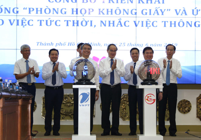 胡志明市启用“无纸化会议”系统 ảnh 1