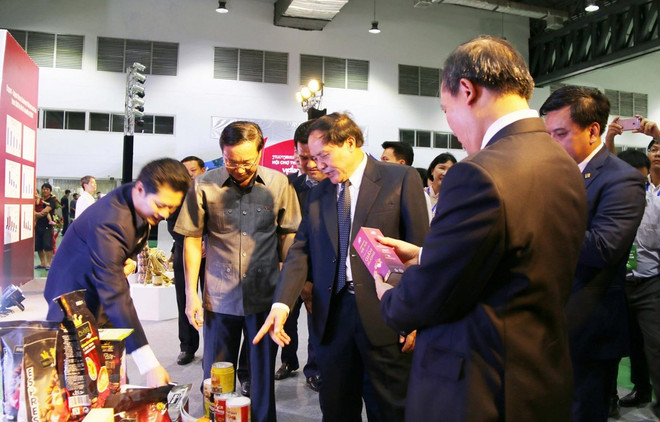 2019年越老贸易博览会——加强两国全面合作的良机 ảnh 1 2019年越老贸易博览会——加强两国全面合作的良机 ảnh 1