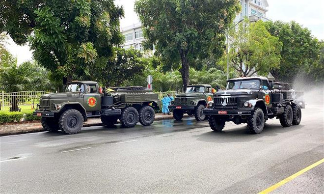 15日上午越南新增801例新冠肺炎确诊病例 ảnh 1 15日上午越南新增801例新冠肺炎确诊病例 ảnh 1