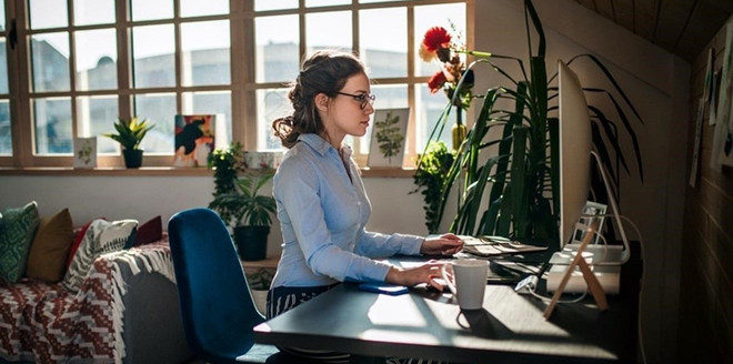 远程办公在后疫情时代是否够能取代办公室？ ảnh 1