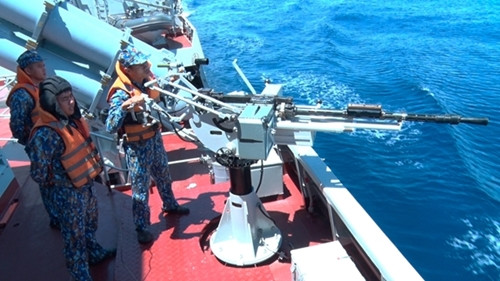 越南人民海军代表团首次参加国际军事比赛:在国际赛场上锤炼本领 ảnh 6 越南人民海军代表团首次参加国际军事比赛:在国际赛场上锤炼本领 ảnh 6