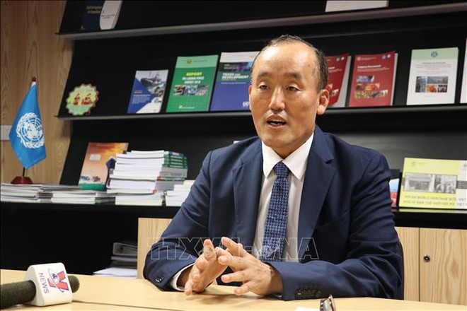 世卫组织驻越南首席代表:越南采取强硬措施抗击新冠肺炎疫情 ảnh 2 世卫组织驻越南首席代表:越南采取强硬措施抗击新冠肺炎疫情 ảnh 2