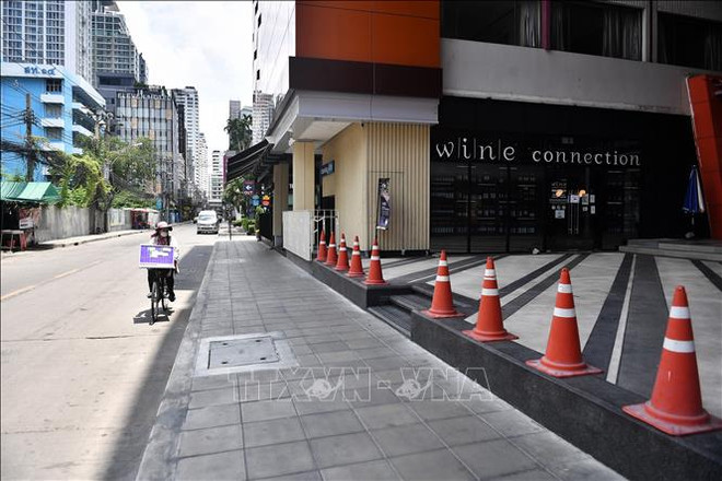 泰国采取一年多以来最严厉的防疫措施 老挝新增病例数量已升至3个位数 ảnh 1 泰国采取一年多以来最严厉的防疫措施 老挝新增病例数量已升至3个位数 ảnh 1