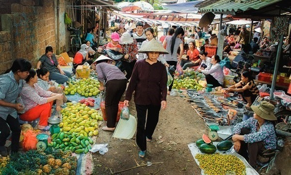 “乡村集市 童年记忆”活动亮相越南各民族文化旅游村 ảnh 1  “乡村集市 童年记忆”活动亮相越南各民族文化旅游村 ảnh 1