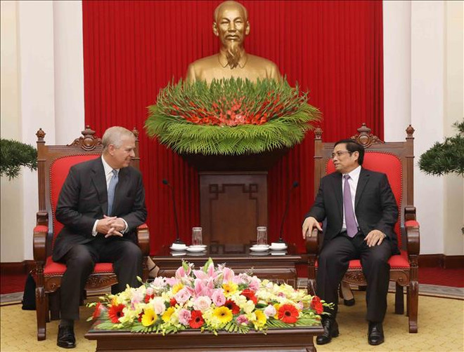 中央组织部部长范明正会见英国约克公爵安德鲁王子 ảnh 2 中央组织部部长范明正会见英国约克公爵安德鲁王子 ảnh 2