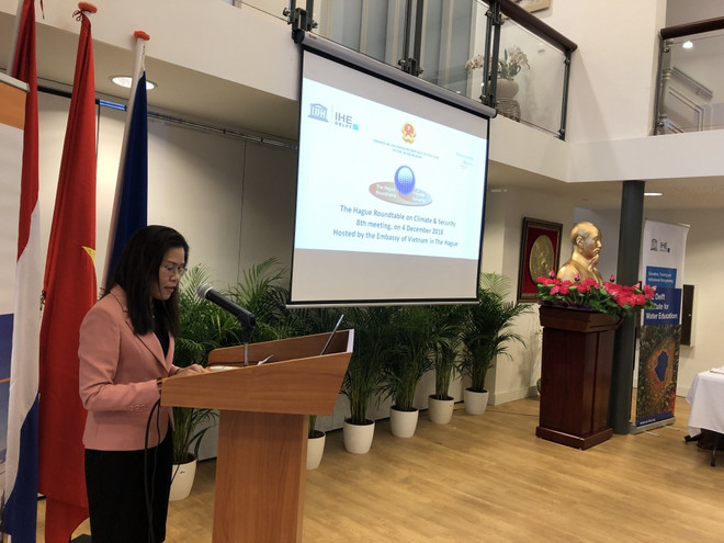 越南驻荷兰大使馆举行有关气候变化和安全的圆桌会议 ảnh 2 越南驻荷兰大使馆举行有关气候变化和安全的圆桌会议 ảnh 2