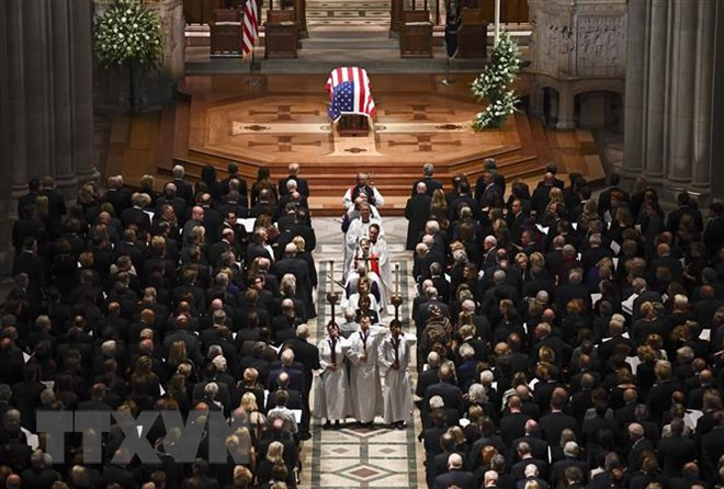 越南就美国前总统乔治·布什逝世致唁电 ảnh 1