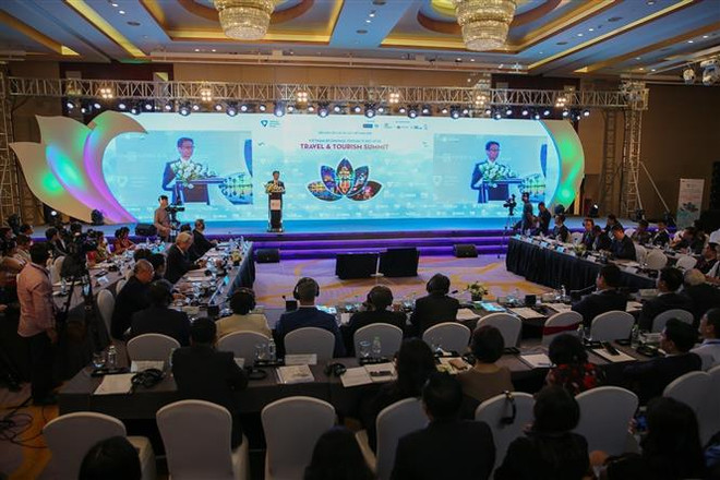 越南政府副总理武德儋：利用信息技术来纾解旅游行业的困难 ảnh 1