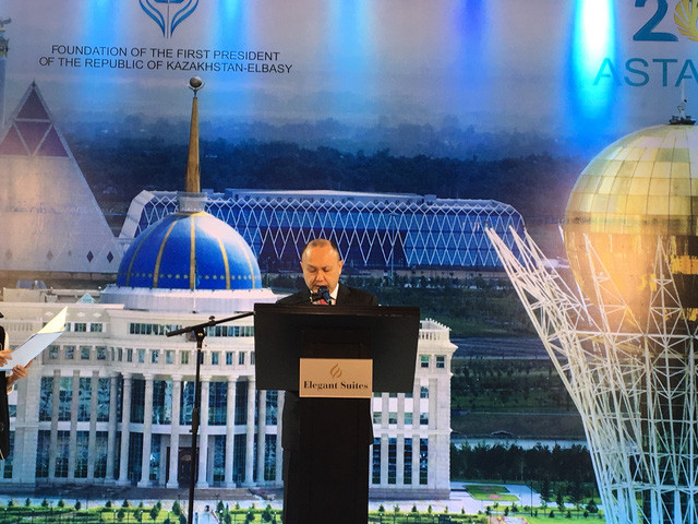 介绍哈萨克斯坦大自然之美图片展今日开展 ảnh 1 介绍哈萨克斯坦大自然之美图片展今日开展 ảnh 1