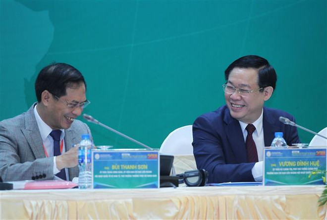 2018年 越南融入世界经济论坛在河内举行 ảnh 2 2018年 越南融入世界经济论坛在河内举行 ảnh 2