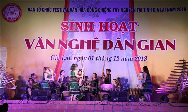 2018年西原锣钲文化节:精彩的民间文化演出 ảnh 1 2018年西原锣钲文化节:精彩的民间文化演出 ảnh 1