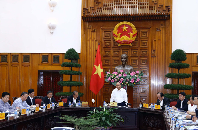 阮春福总理就2019年联合国佛诞大典筹办工作召开会议 ảnh 1