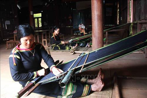 首届越南织锦文化节将于12月底举行 ảnh 1 首届越南织锦文化节将于12月底举行 ảnh 1