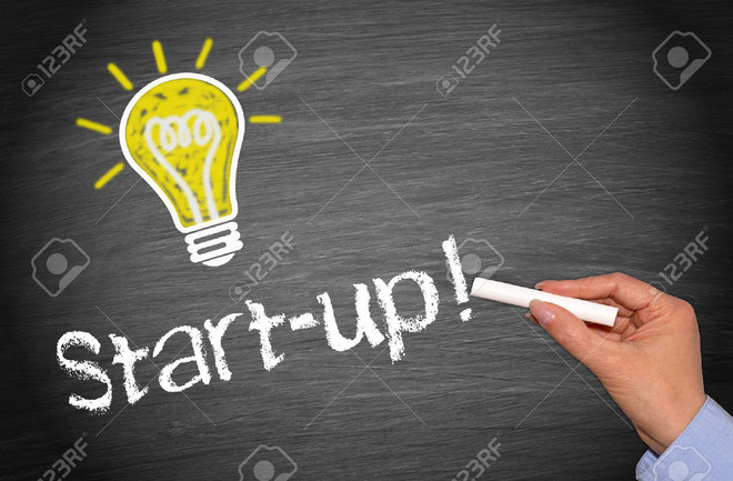 题为“二十一世纪创业：创造和创新”论坛在捷克举行 ảnh 1