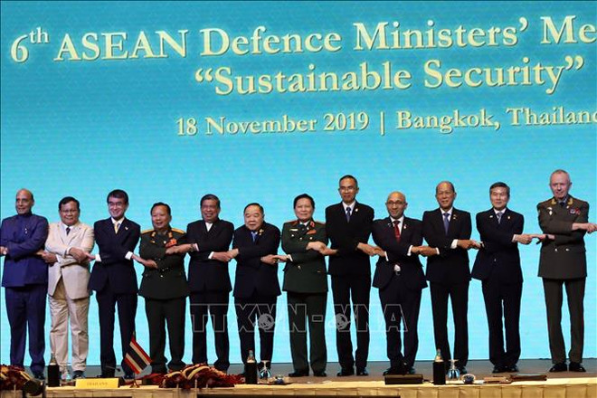 东盟防长扩大会议:尊重国际法保障地区和平稳定 ảnh 1 东盟防长扩大会议:尊重国际法保障地区和平稳定 ảnh 1
