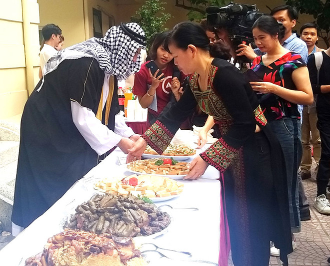 巴勒斯坦美食文化日活动首次在河内举行 ảnh 1 巴勒斯坦美食文化日活动首次在河内举行 ảnh 1