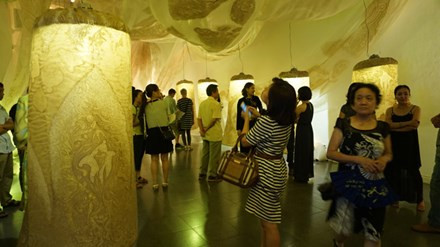 竹纸——既陌生又熟悉的一种艺术形式 ảnh 1